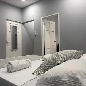 https://courtneys-vacation-home.comcaribbean.com