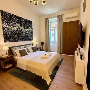 https://riva-waterfront-apartments.splithotels.org