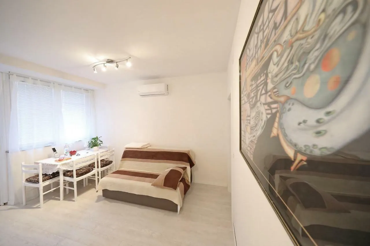 Apartment Luci Zadar 0*,  Kroatien